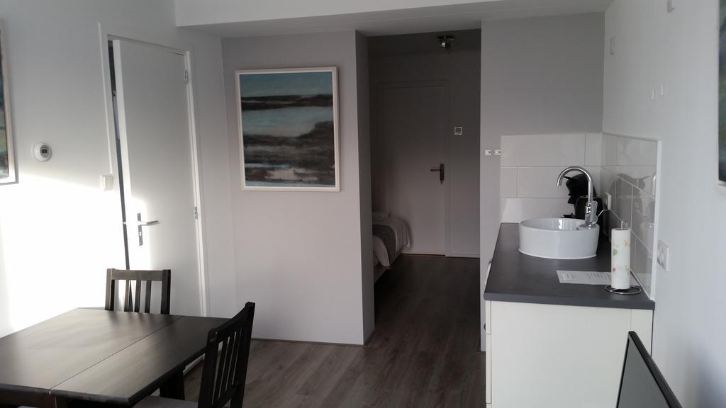 Homestay Bij Aelita 덴버크 객실 사진