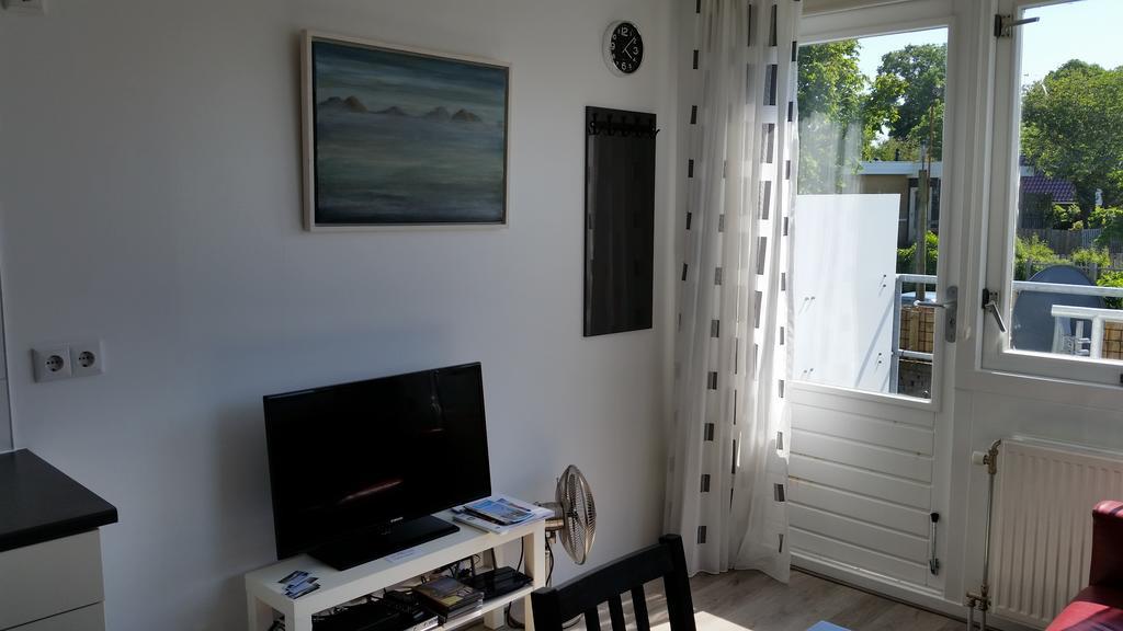 Homestay Bij Aelita 덴버크 외부 사진